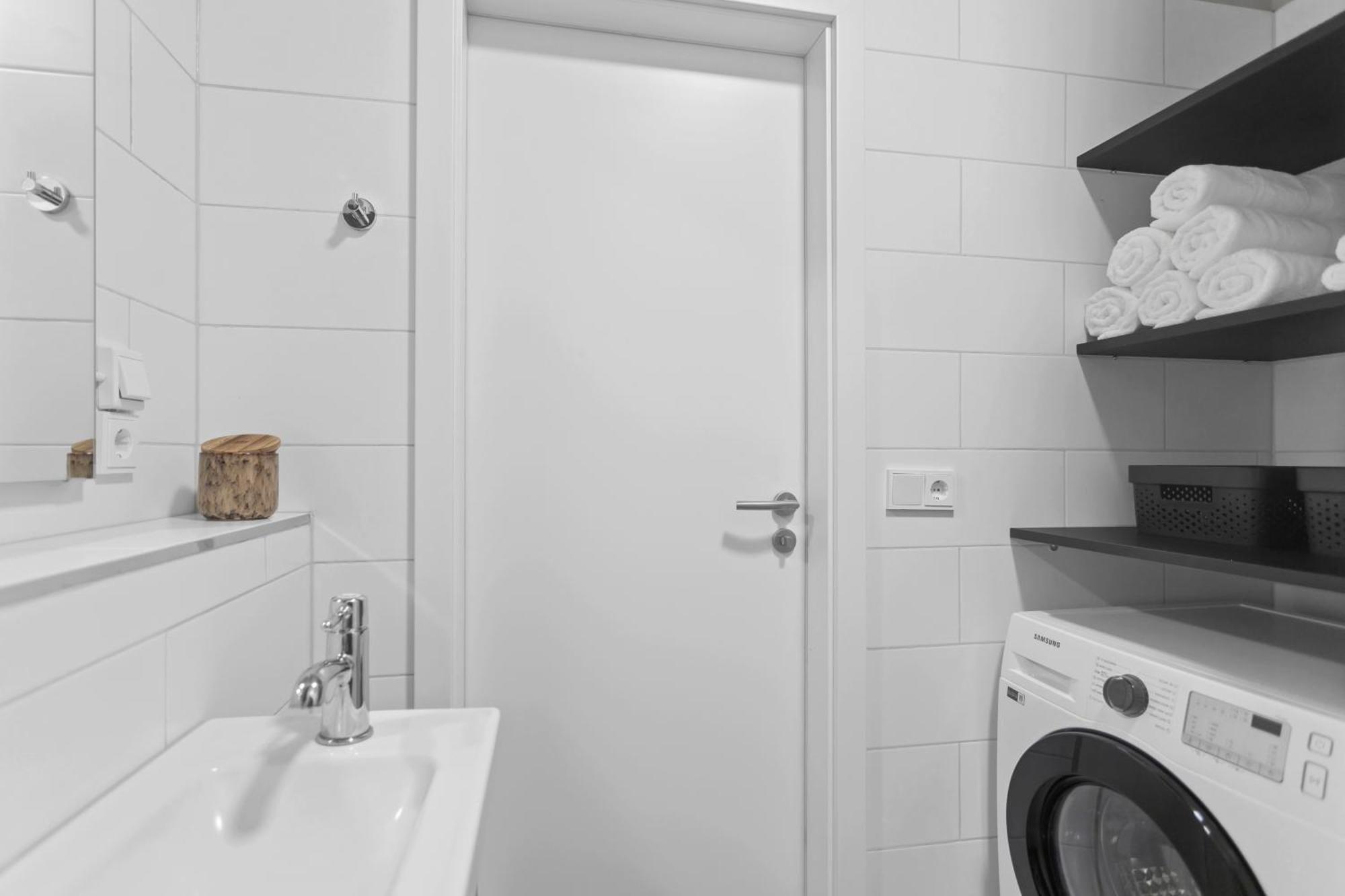 Cozy Apartment Downtown Рейк'явік Екстер'єр фото
